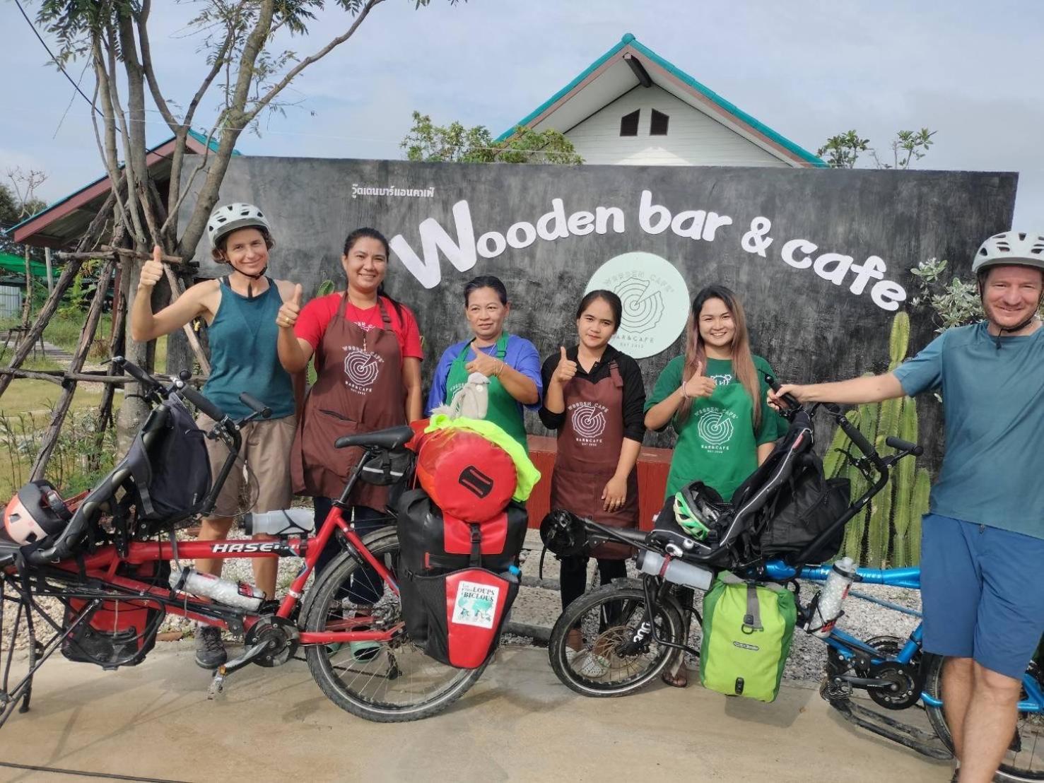 Srihome ยายศรีโฮมแอนแคมป์ปิ้ง Ban Don Tum Exteriör bild